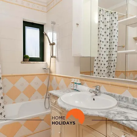 #039 Family With Private Pool And Ac * Albufeira